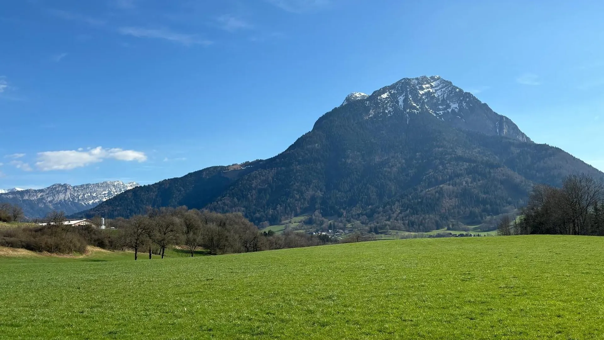 Maison Neuve A La Montagne Le Chatelard  0*, Le Chatelard (Chambery) France